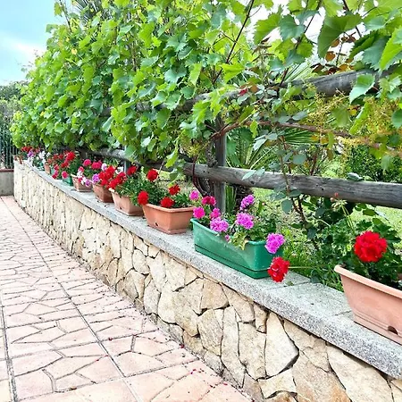 Delle Rose Sulla Baia Di Porto Frailis Apartamento